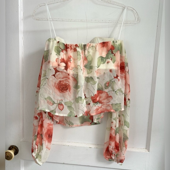 4SI3NNA Off the Shoulder Floral Feminine Crop Top Size S $98 - Picture 4 of 4